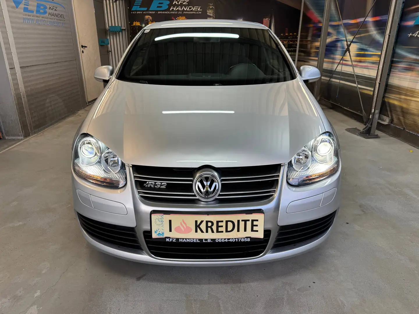 Volkswagen Golf Golf R32 Grau - 2