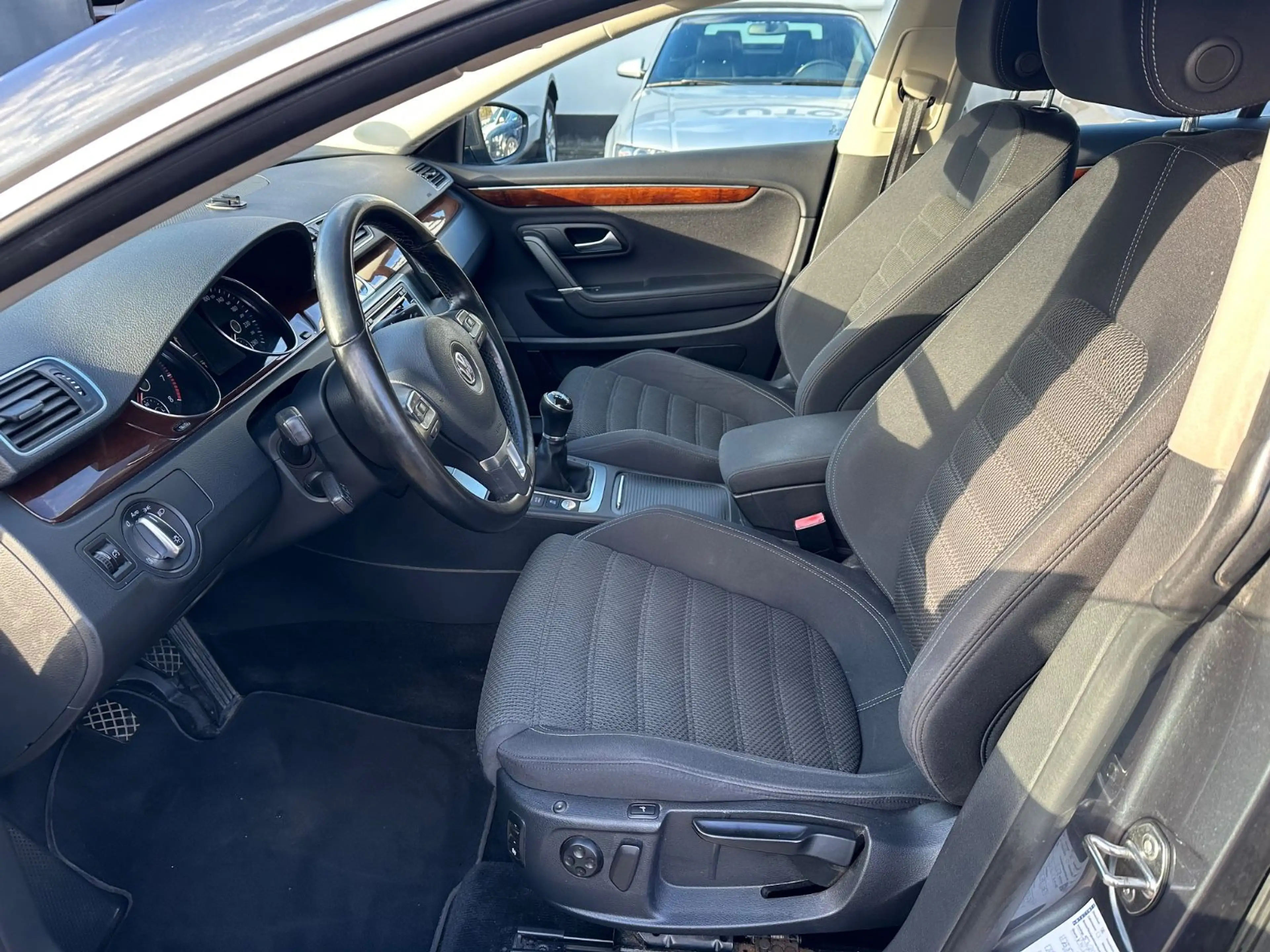 Volkswagen CC Basis 2.0 TSI * Navi*Xenon*Sitzheizung* — photo 11