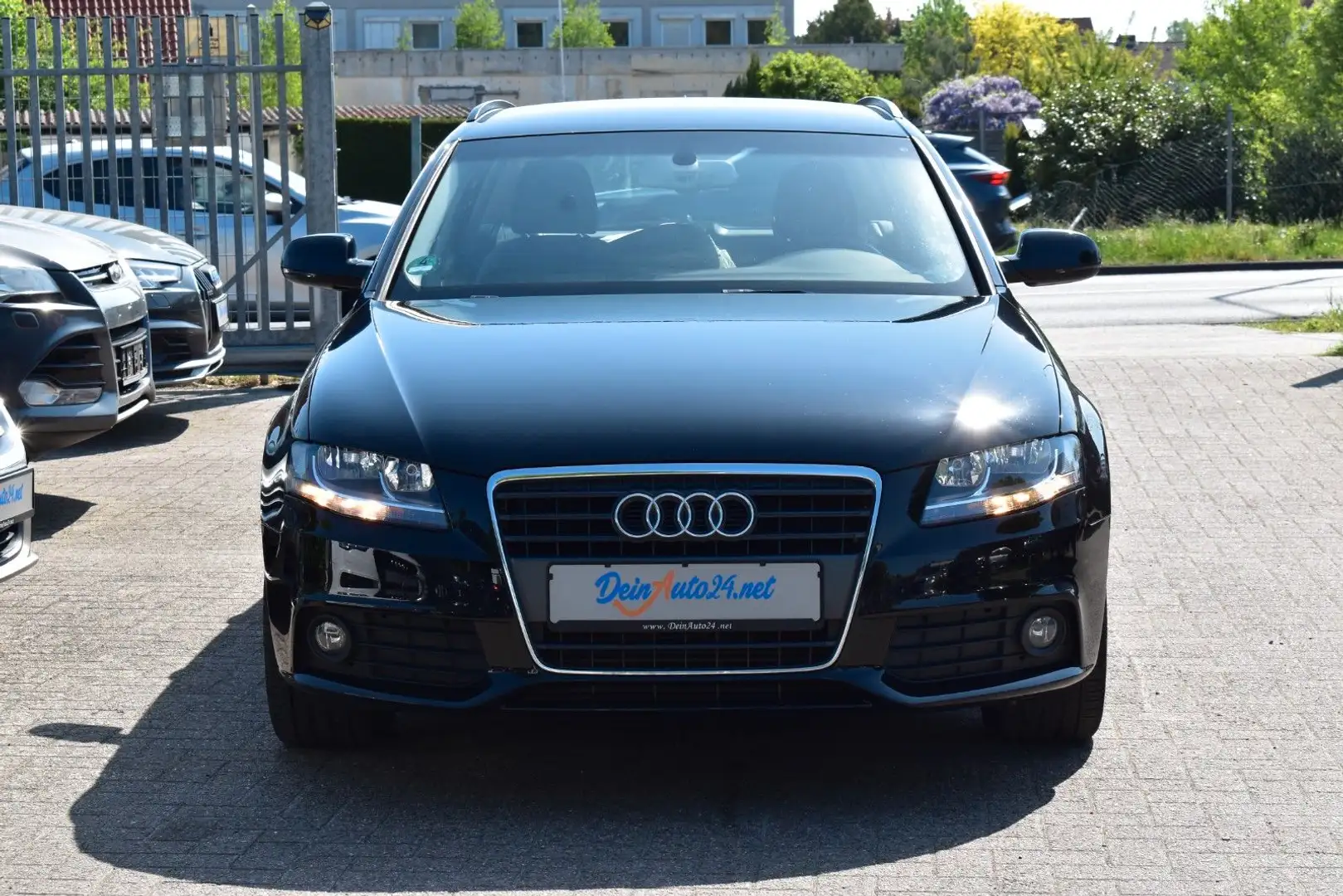 Audi A4 Avant Ambiente 2.Hand|NAVI|Si-Hzg|Tempo.|BT Negro - 2