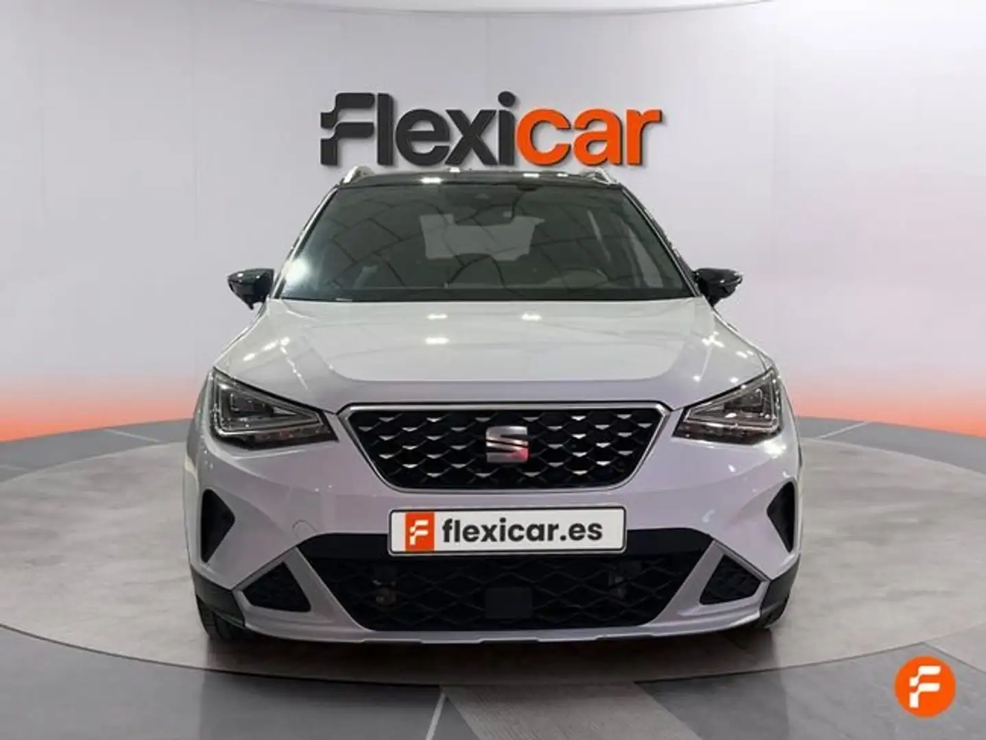 SEAT Arona 1.5 TSI 110kW DSG Xperience Special Ed Blanco - 2