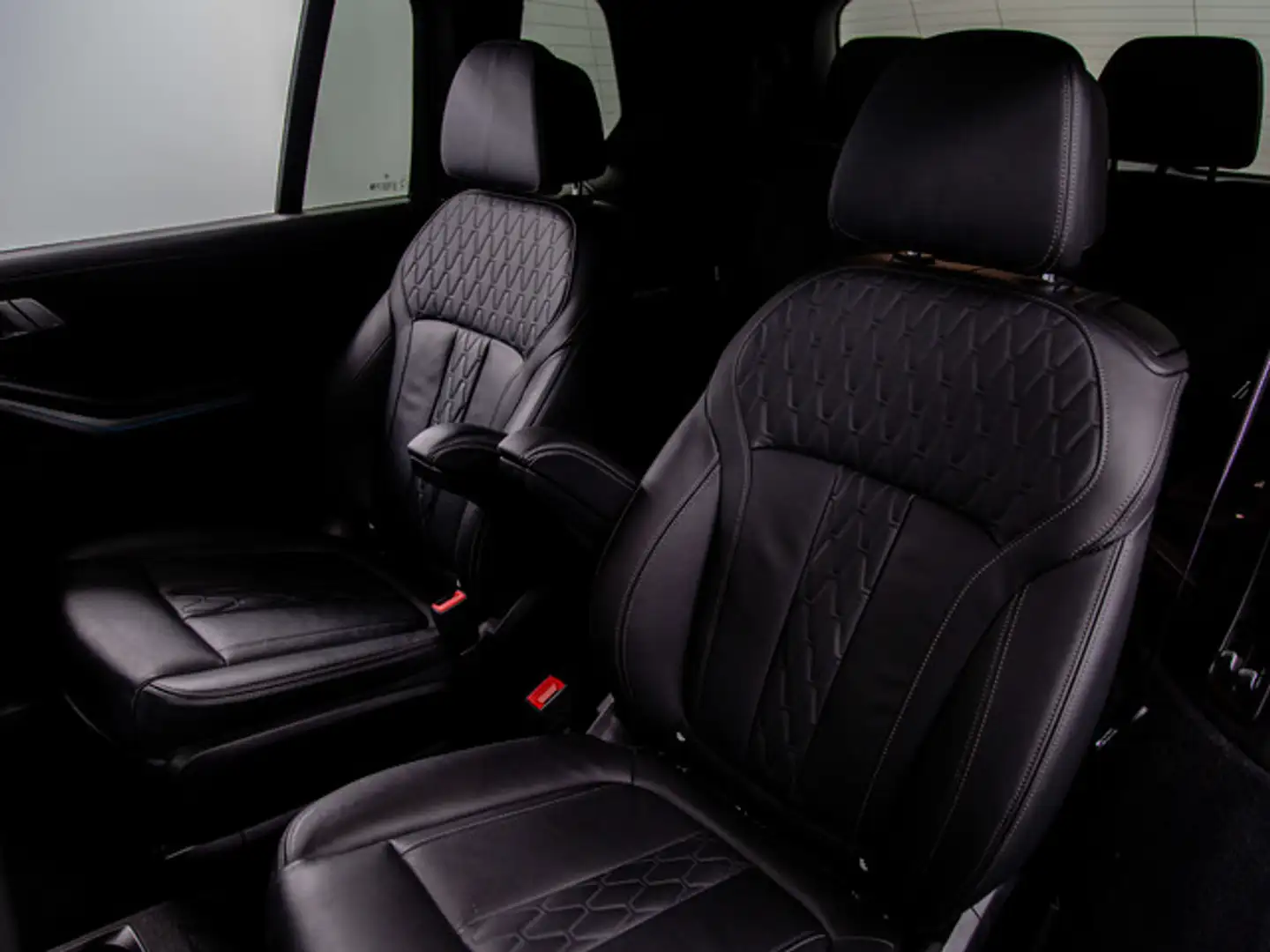 BMW X7 M60iA Noir - 2