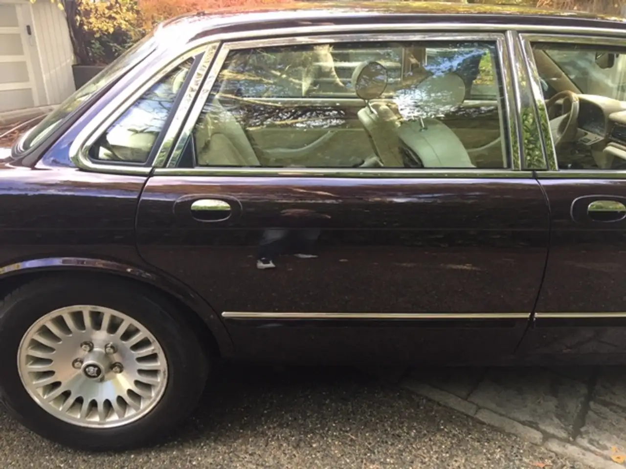 Jaguar XJ снимка Jaguar XJ