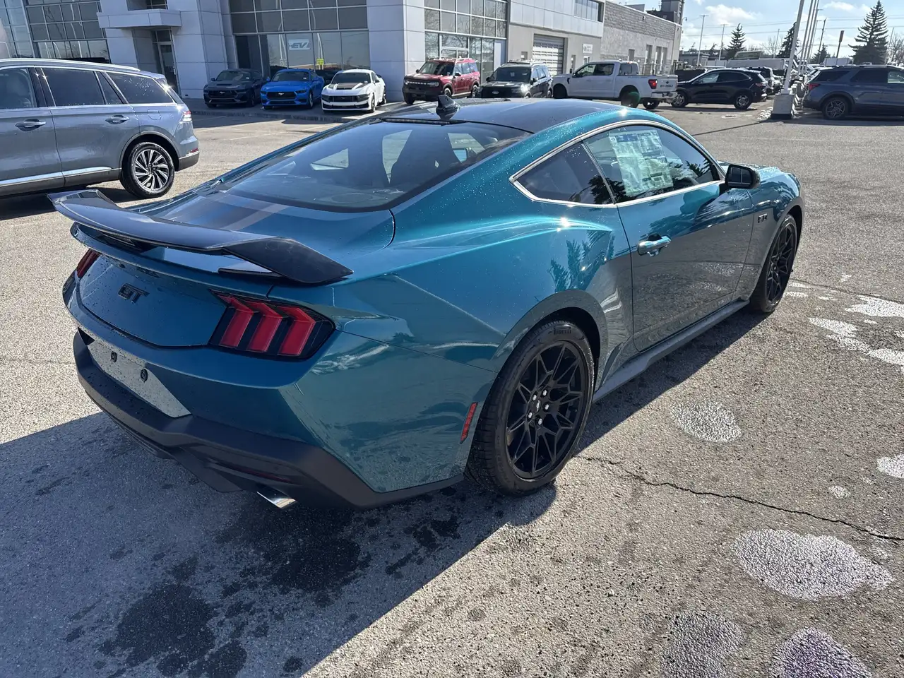 Ford Mustang снимка Ford Mustang