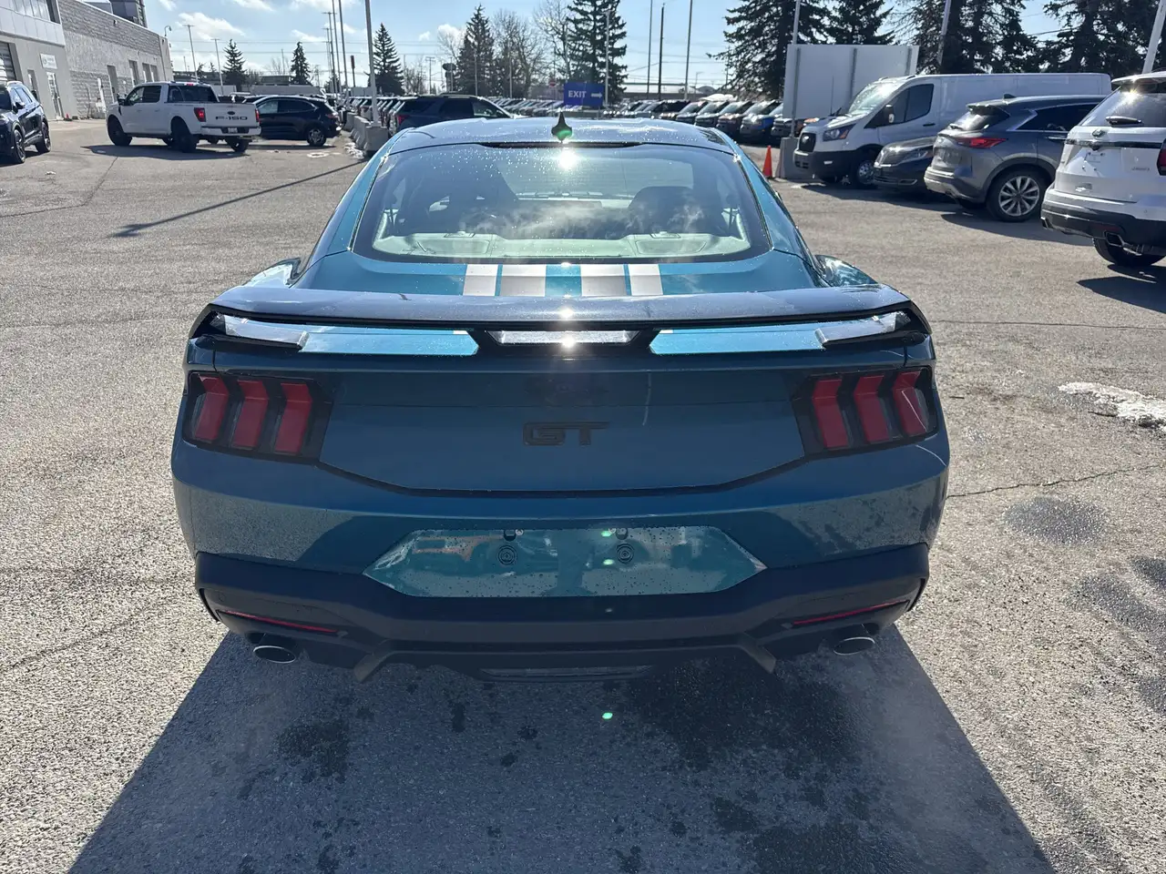 Ford Mustang снимка Ford Mustang
