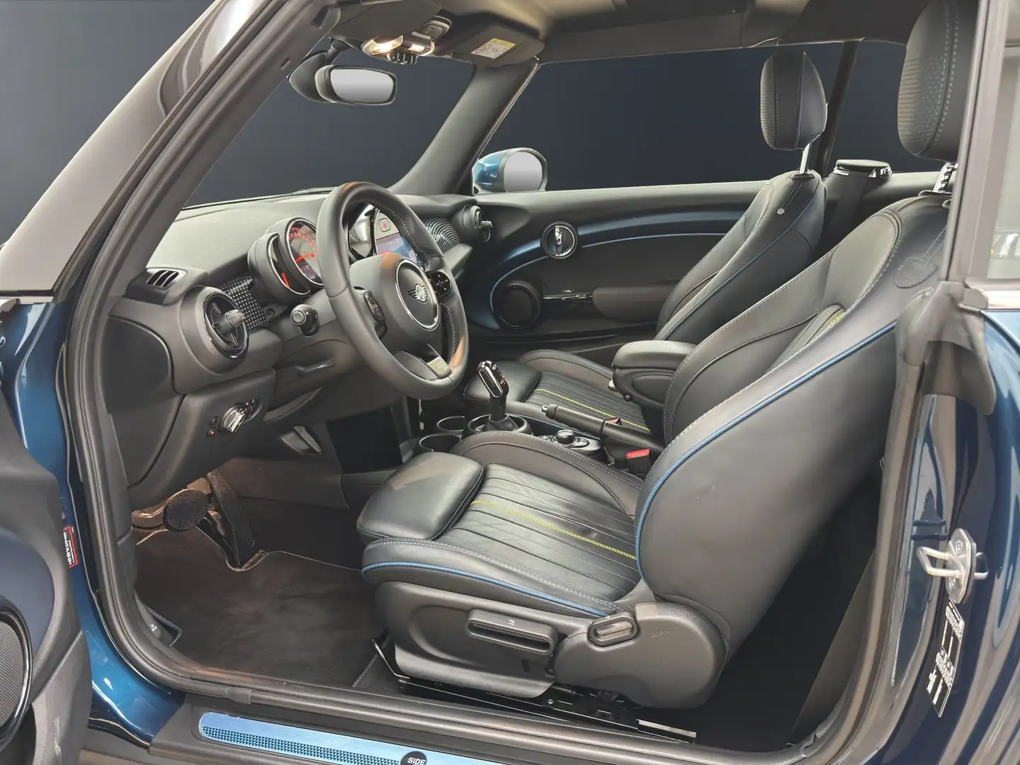 MINI Cooper S Cabrio Cooper S Cabrio DKG [Sidewalk, Navi, SHZ, LED] Blau - 2