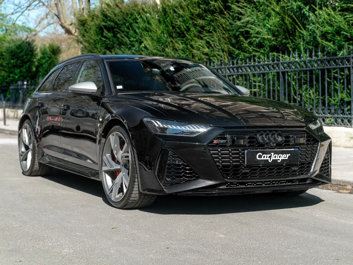Audi RS6 Avant Noir - 1