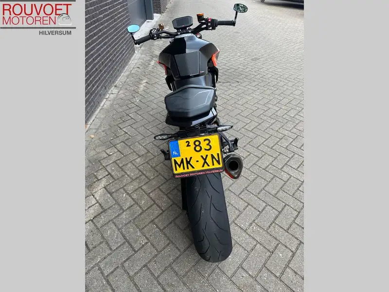 KTM 1290 Super Duke R - foto 8