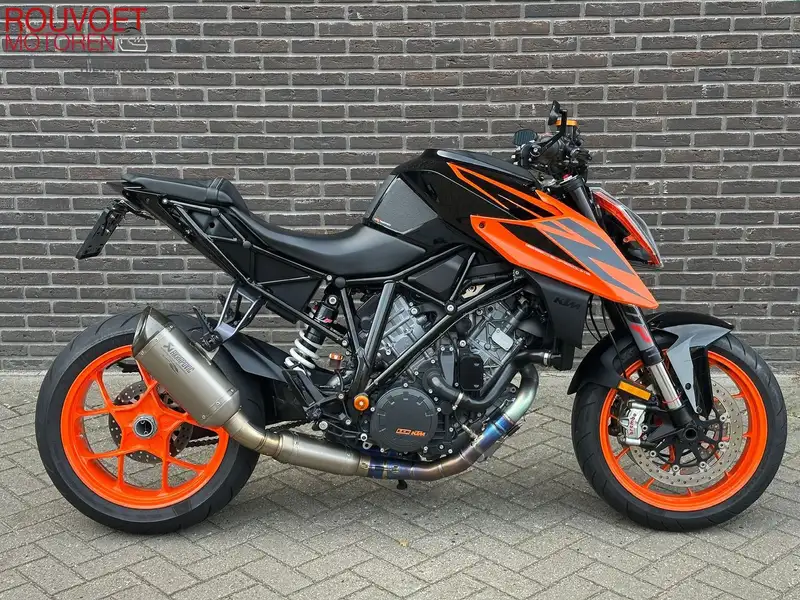 KTM 1290 Super Duke R - foto 4