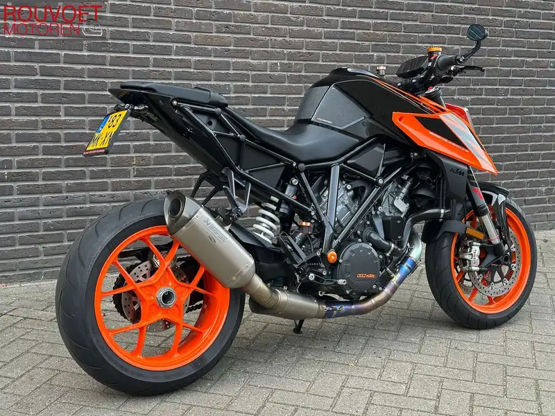 KTM 1290 Super Duke R - foto 6