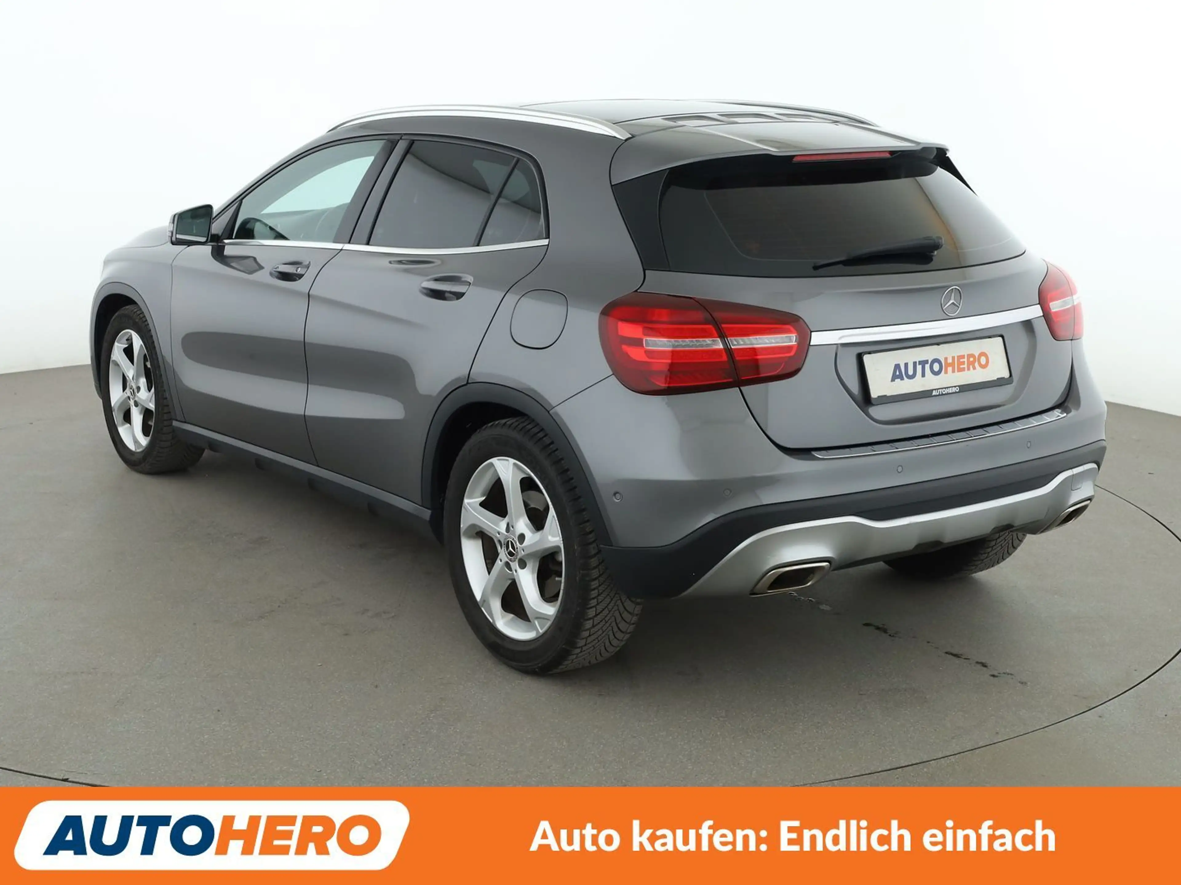 Mercedes-Benz GLA 180 Urban Aut.*LED*NAVI*TEMPO*PDC*SHZ*KLIMA*GARANTIE* — photo 4