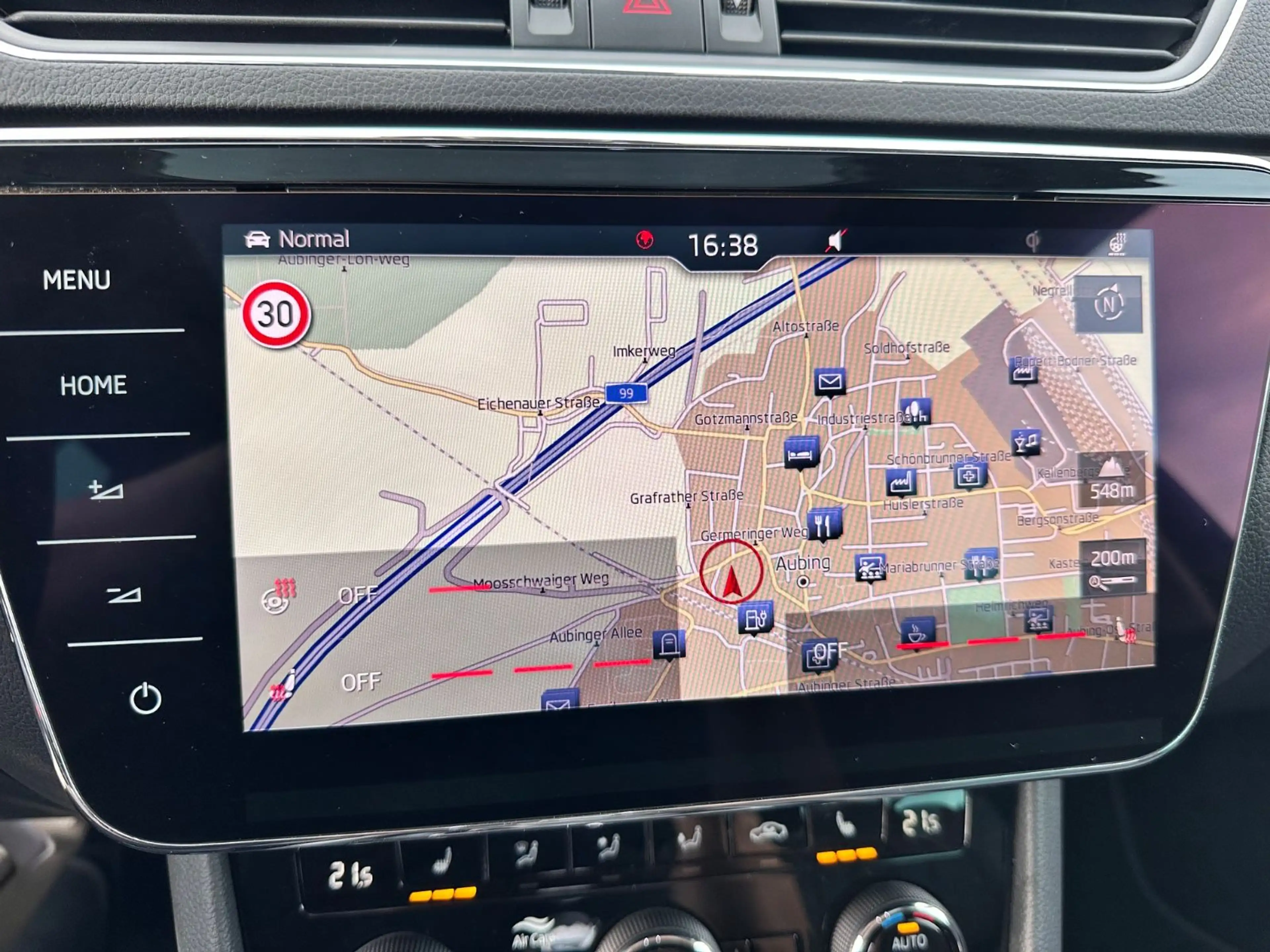 Skoda Superb Combi L&K 4x4 Navi Pano Leder SHZ v+h — photo 14