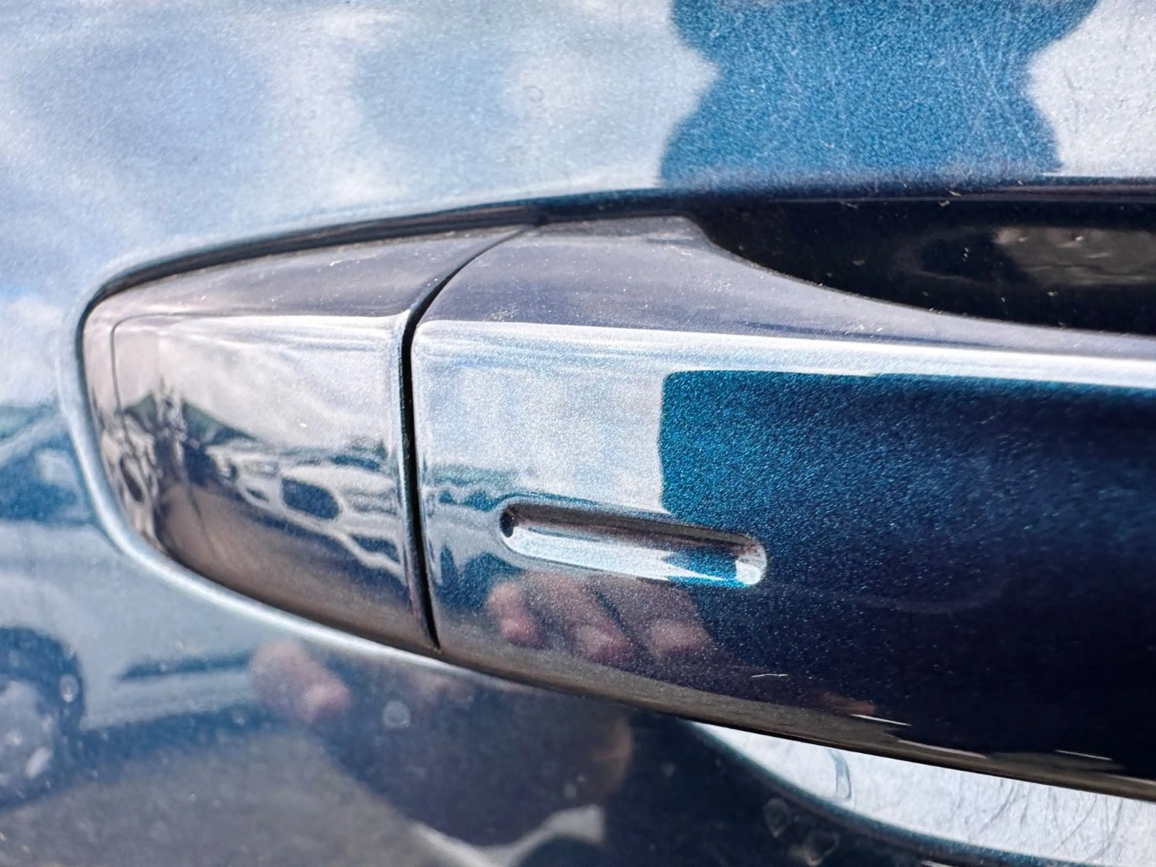 Skoda Superb Combi L&K 4x4 Navi Pano Leder SHZ v+h — photo 41