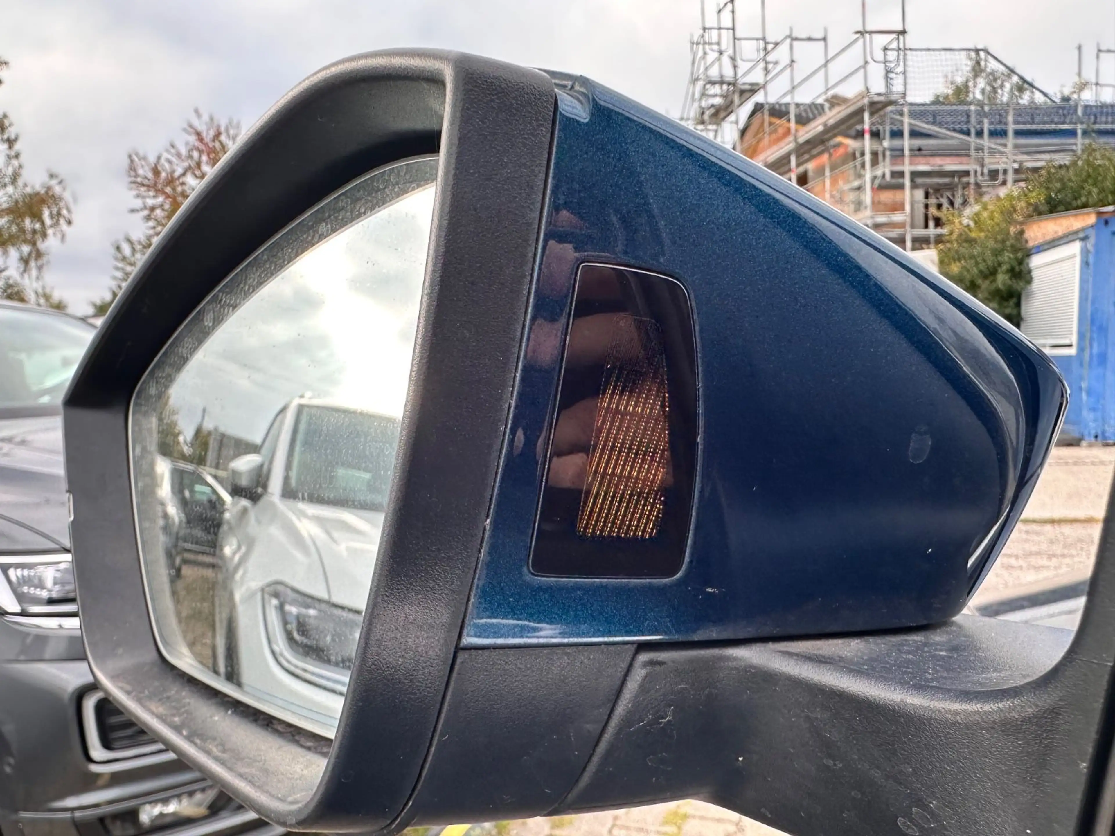 Skoda Superb Combi L&K 4x4 Navi Pano Leder SHZ v+h — photo 42