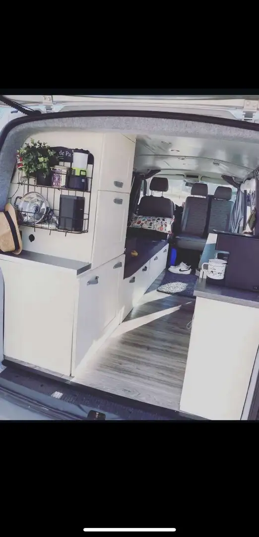 Volkswagen T5 Caravelle LR Comfortline 2,0 TDI D-PF - 1