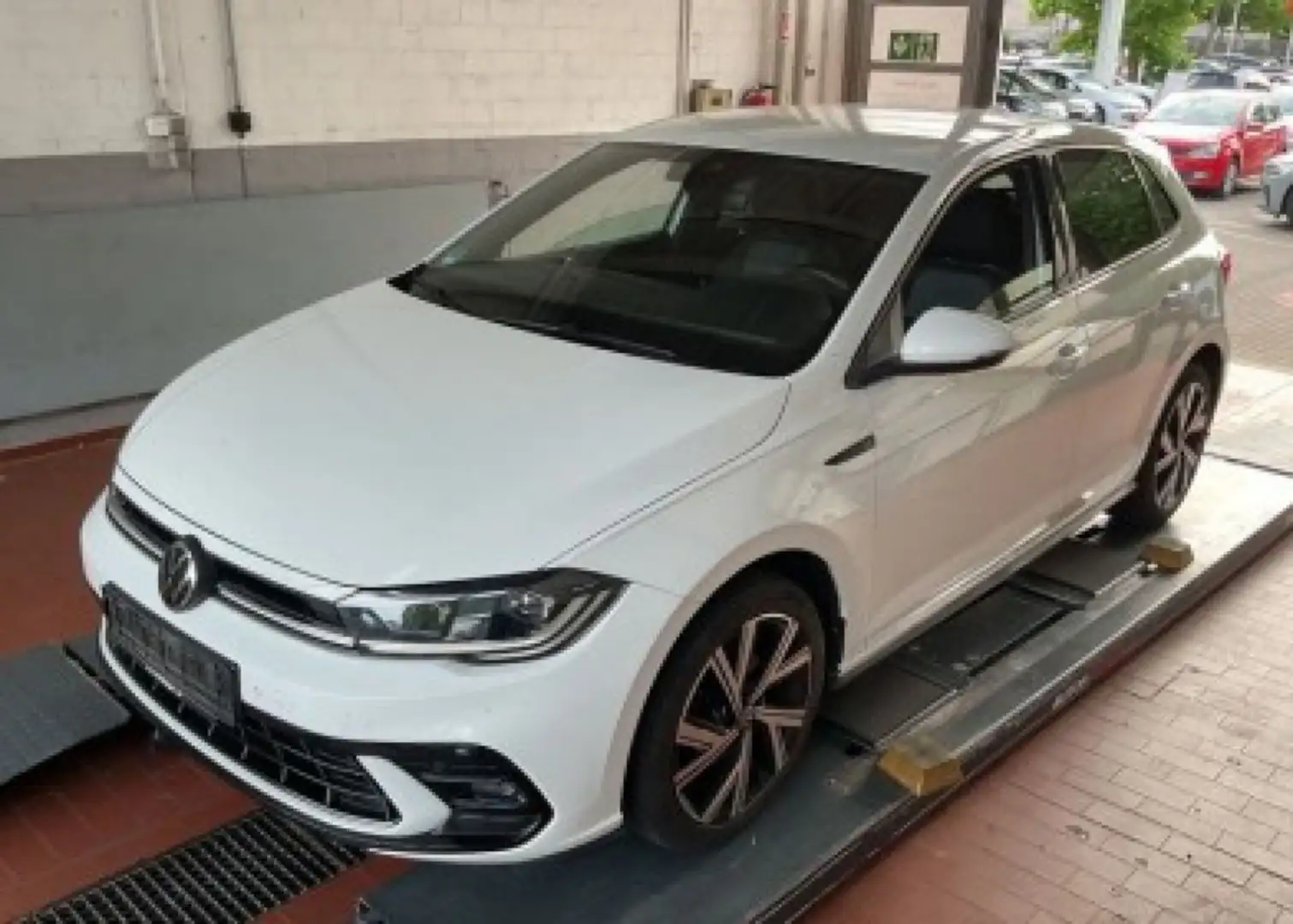 Volkswagen Polo 1.0 TSI OPF DSG R-Line Weiß - 2