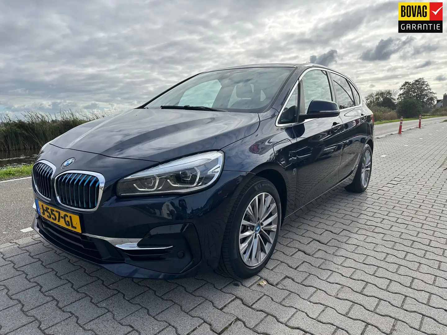 BMW 225 2-serie Active Tourer 225xe iPerformance High Exec Blauw - 1