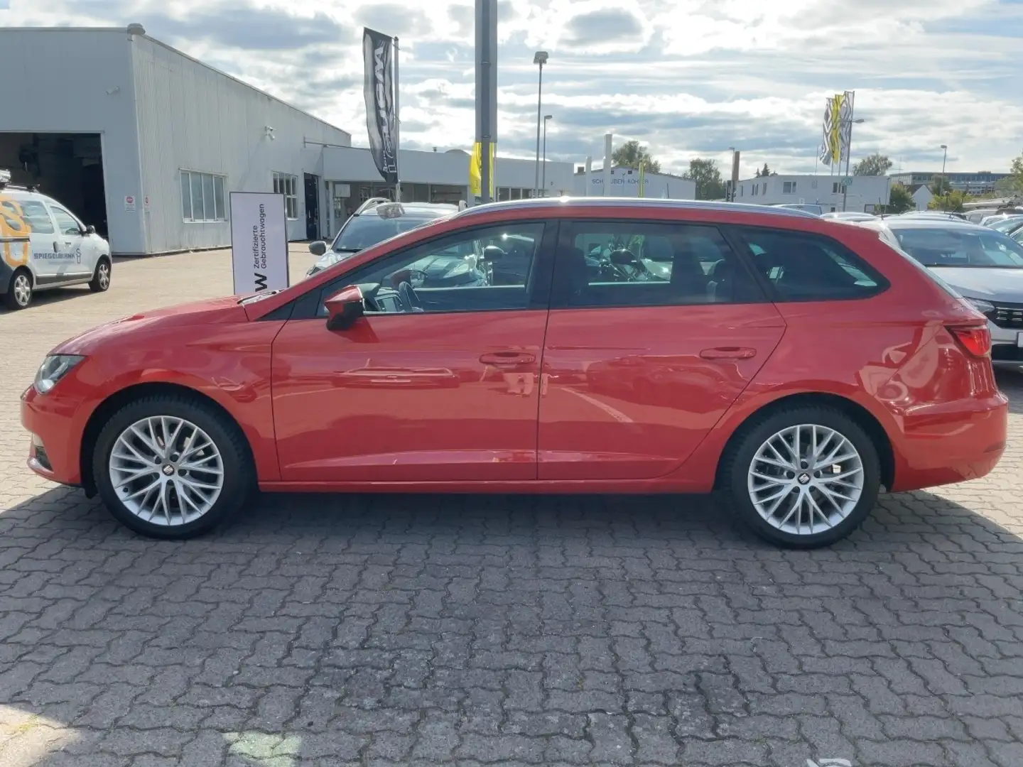 SEAT Leon ST Style TGi Erdgas Rot - 2