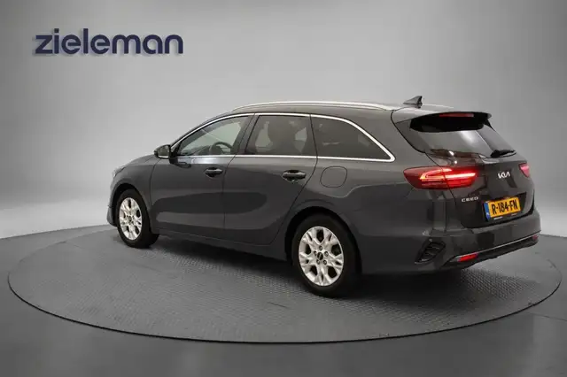 Kia Ceed view 4