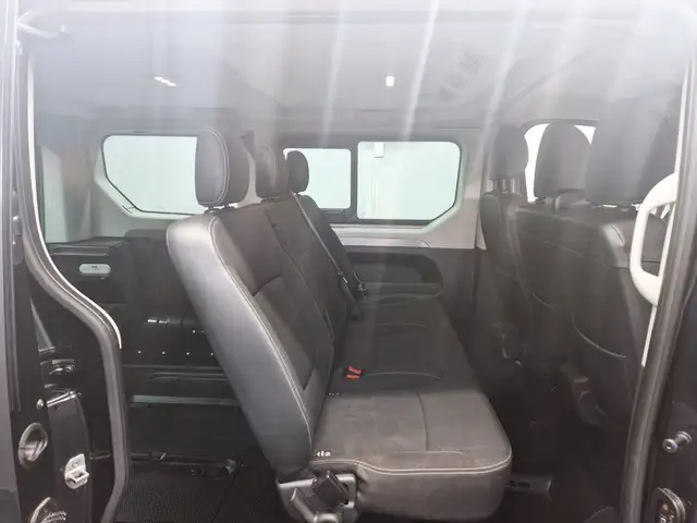 Renault Trafic view 13