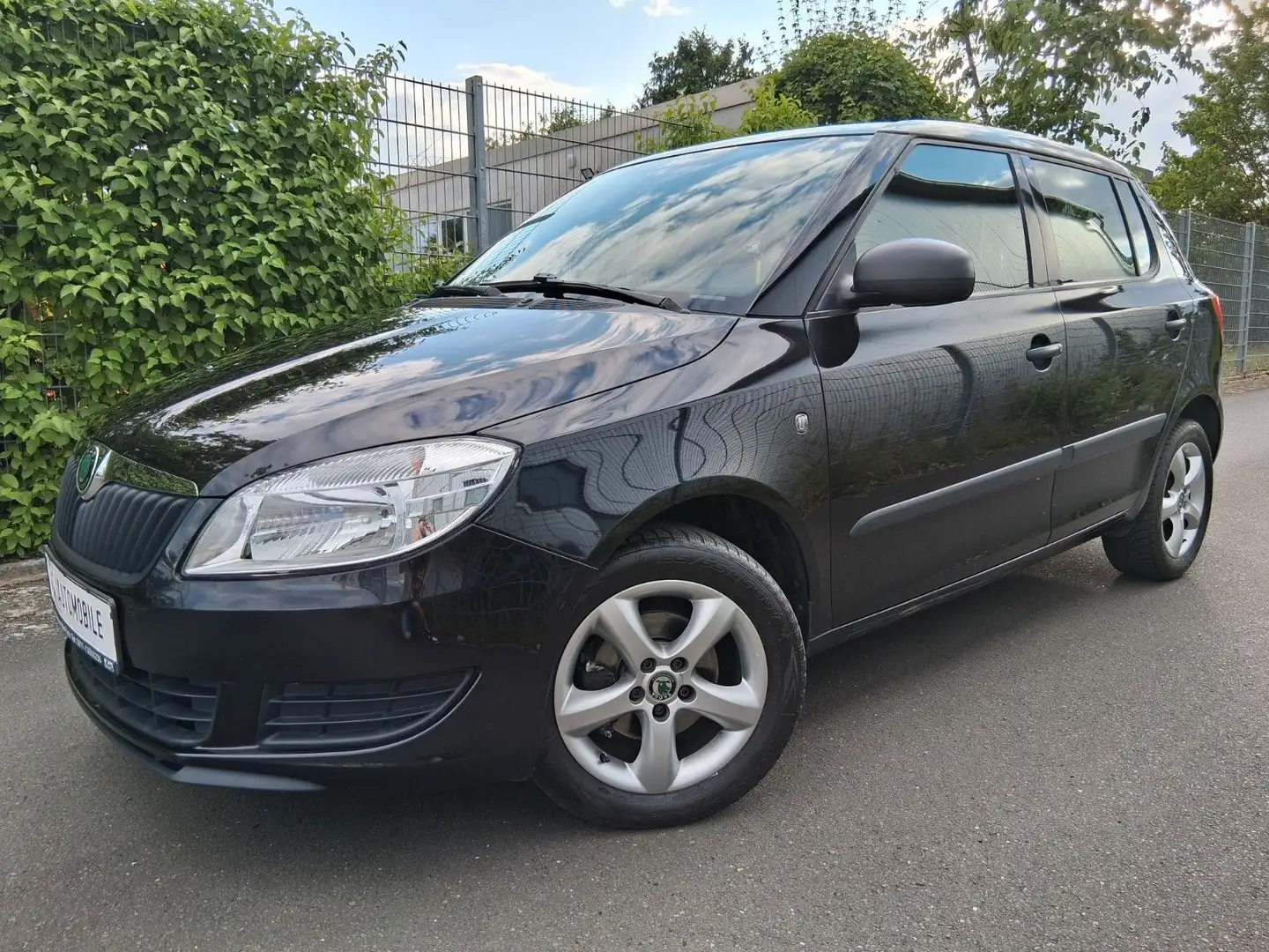 Skoda Fabia 1,2 TSI !! KLIMA !! ALU !! TÜV NEU !! Nero - 2