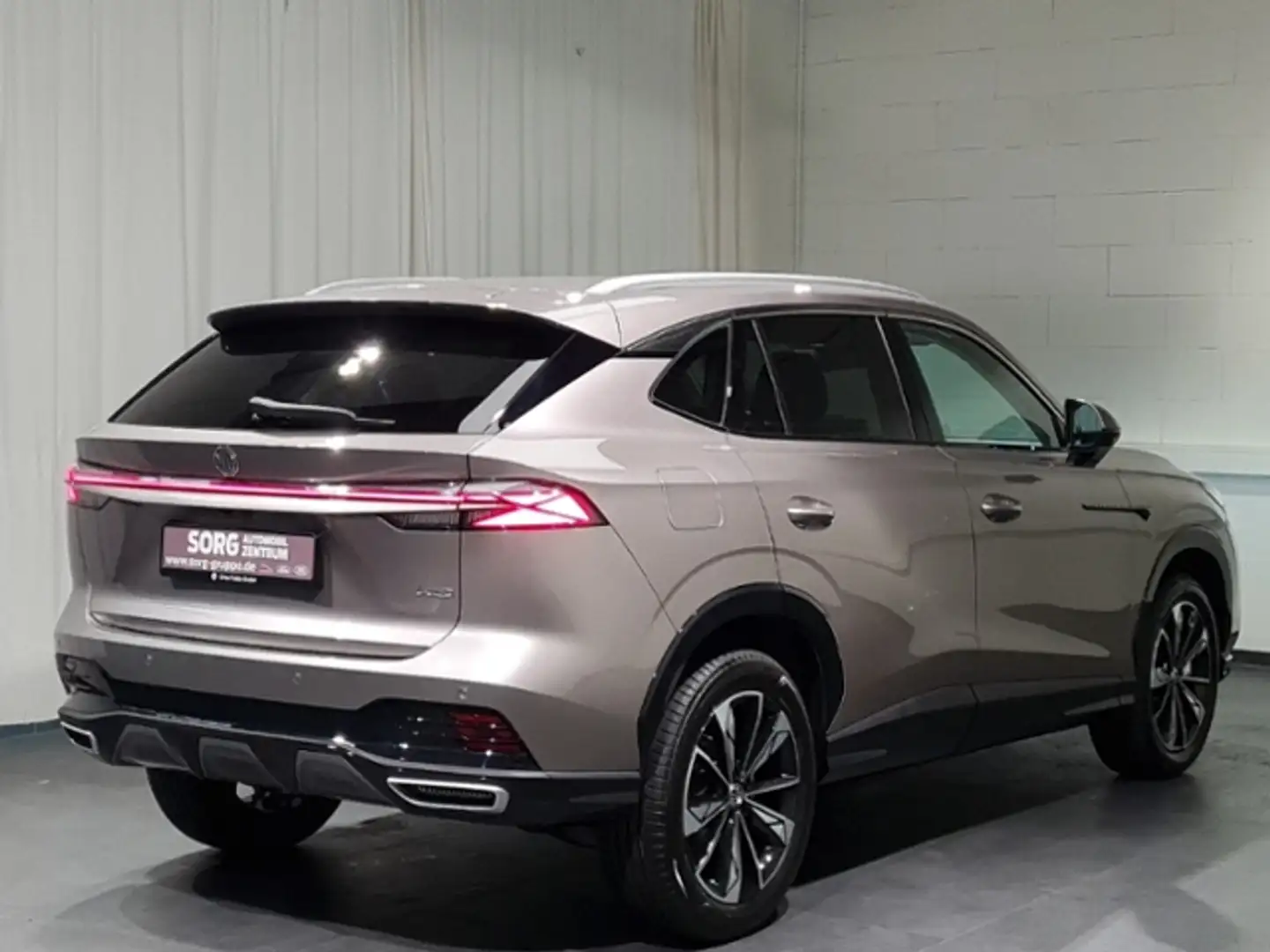 MG HS 1.5L Luxury*AUTOMATIK* Plateado - 2