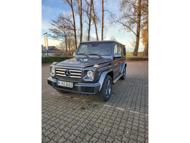 Mercedes-Benz G 350 G350d AMG-Paket Designo AHK Belüftung Schiebedach