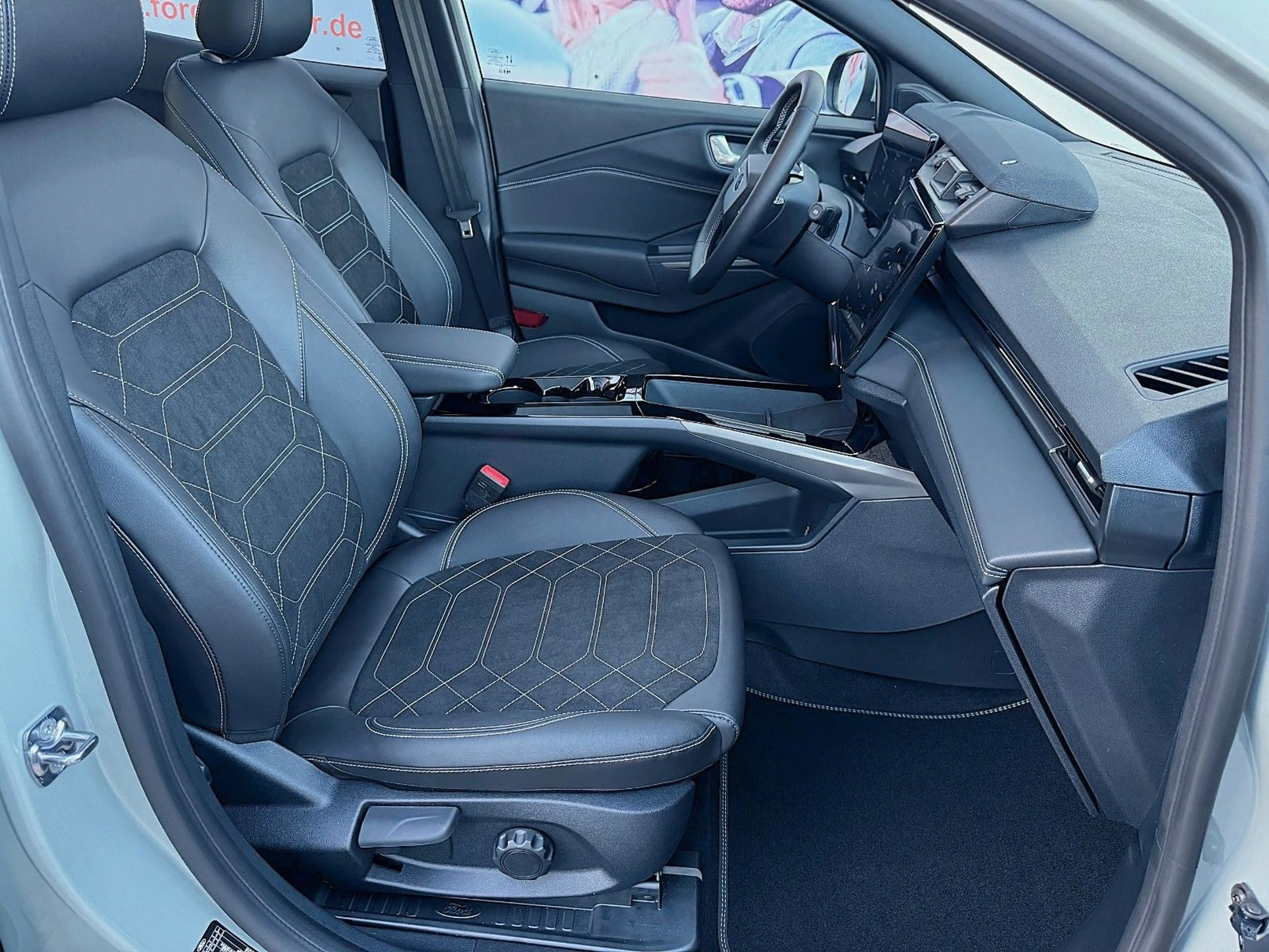 Ford Puma Gen-E 46,8 kwh PPREMIUM (sehr viele Extras — photo 14