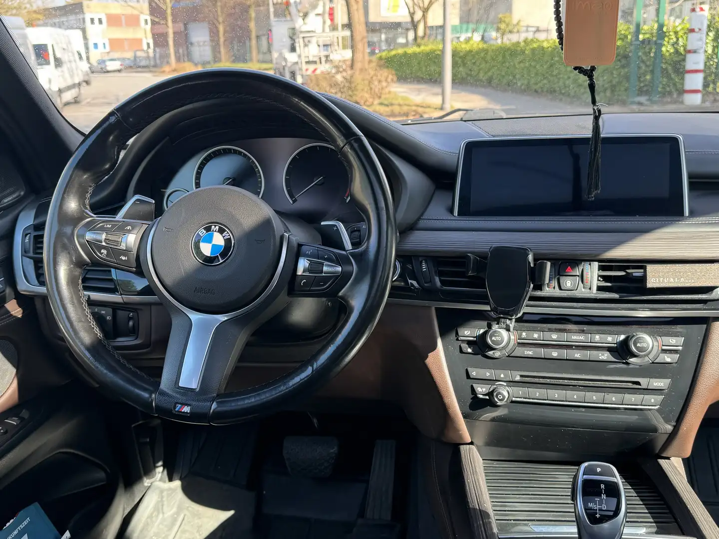 BMW X5 xDrive 30 d Schwarz - 2