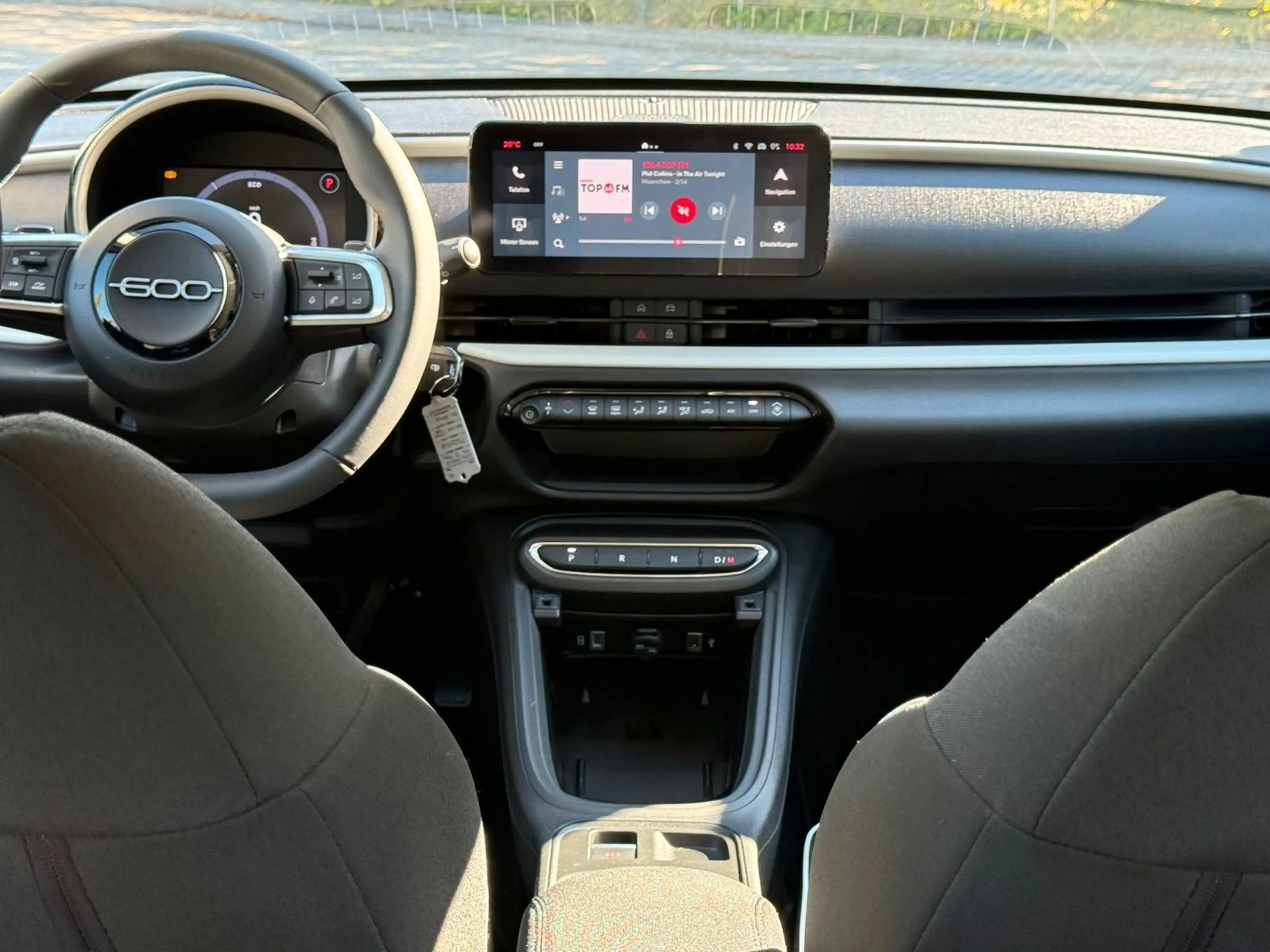 Fiat 600 Hybrid 125-Jahre-Edition — photo 15