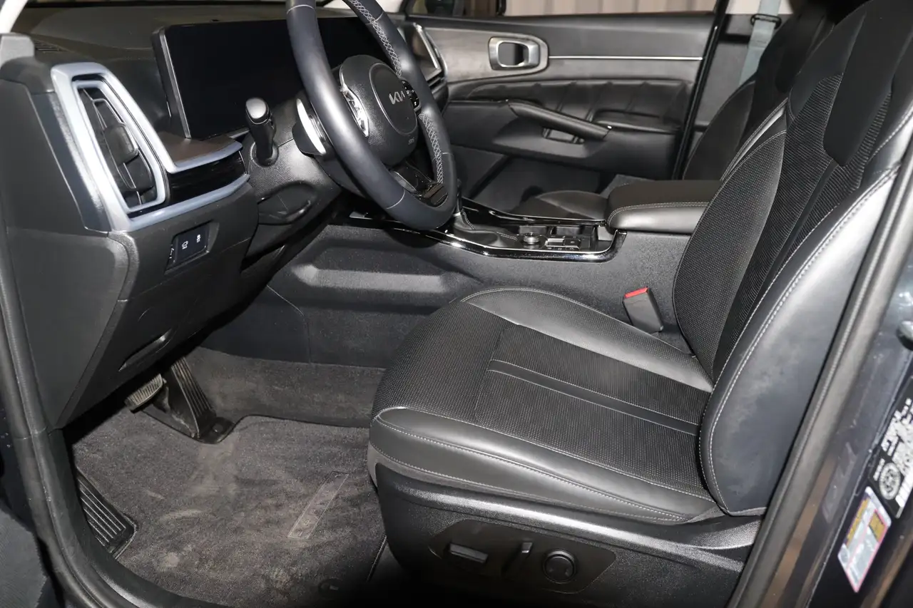 Kia Sorento photo Kia Sorento