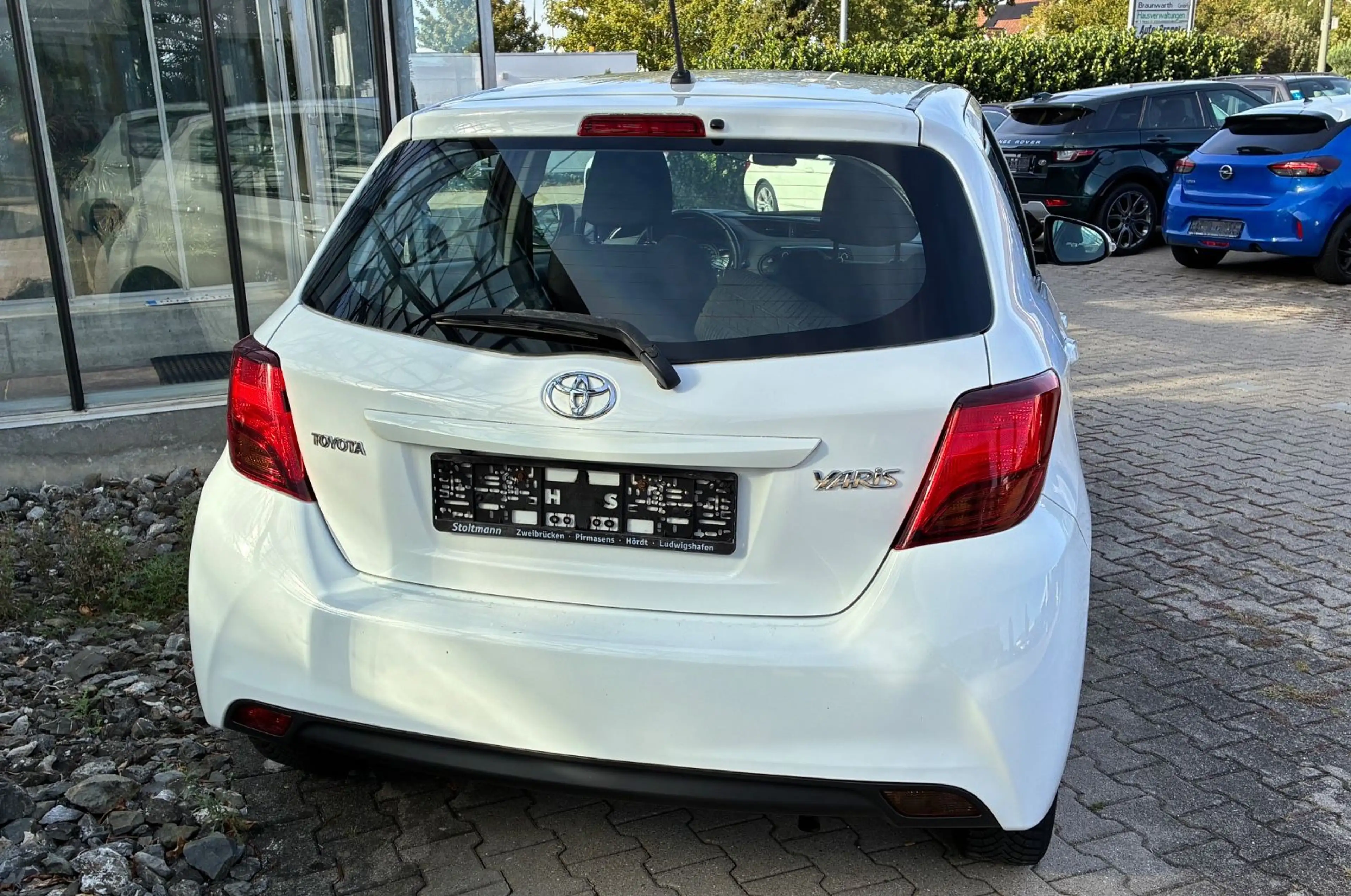 Toyota Yaris Edition-S 5-türig Klima Kamera 15" Alu — photo 12