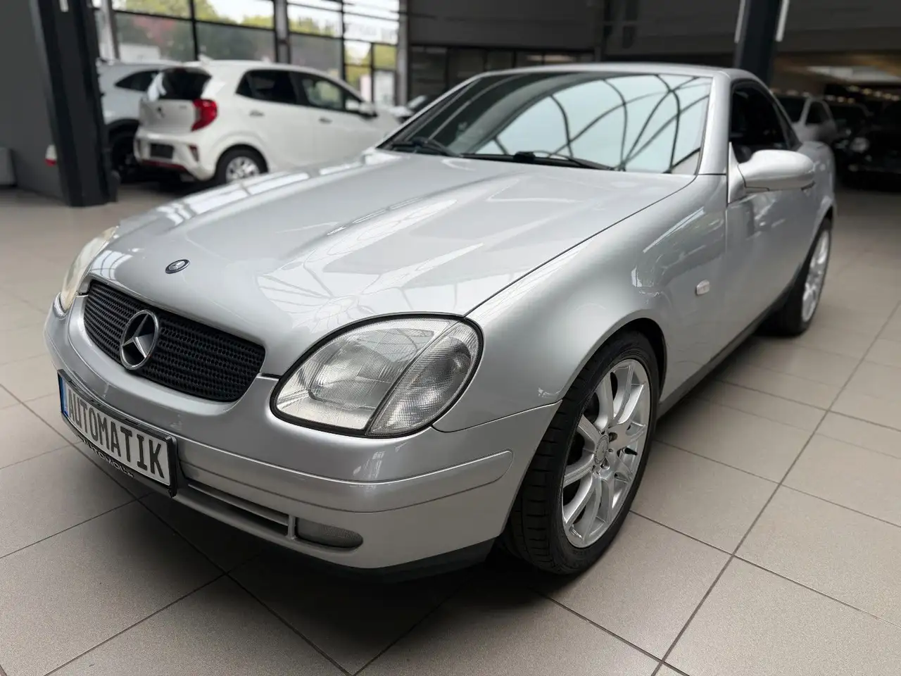 Mercedes-Benz SLK 200, foto 1