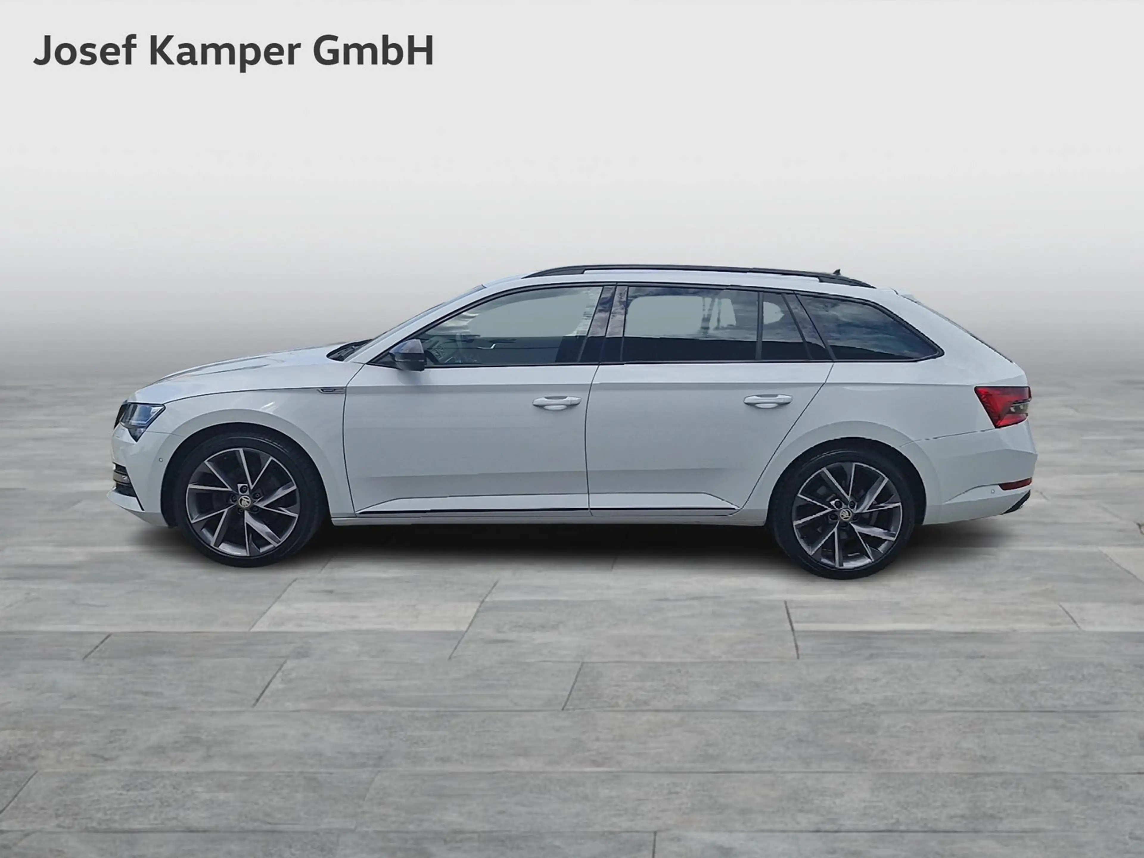 Skoda Superb iV SPORTLINE DSG — photo 2