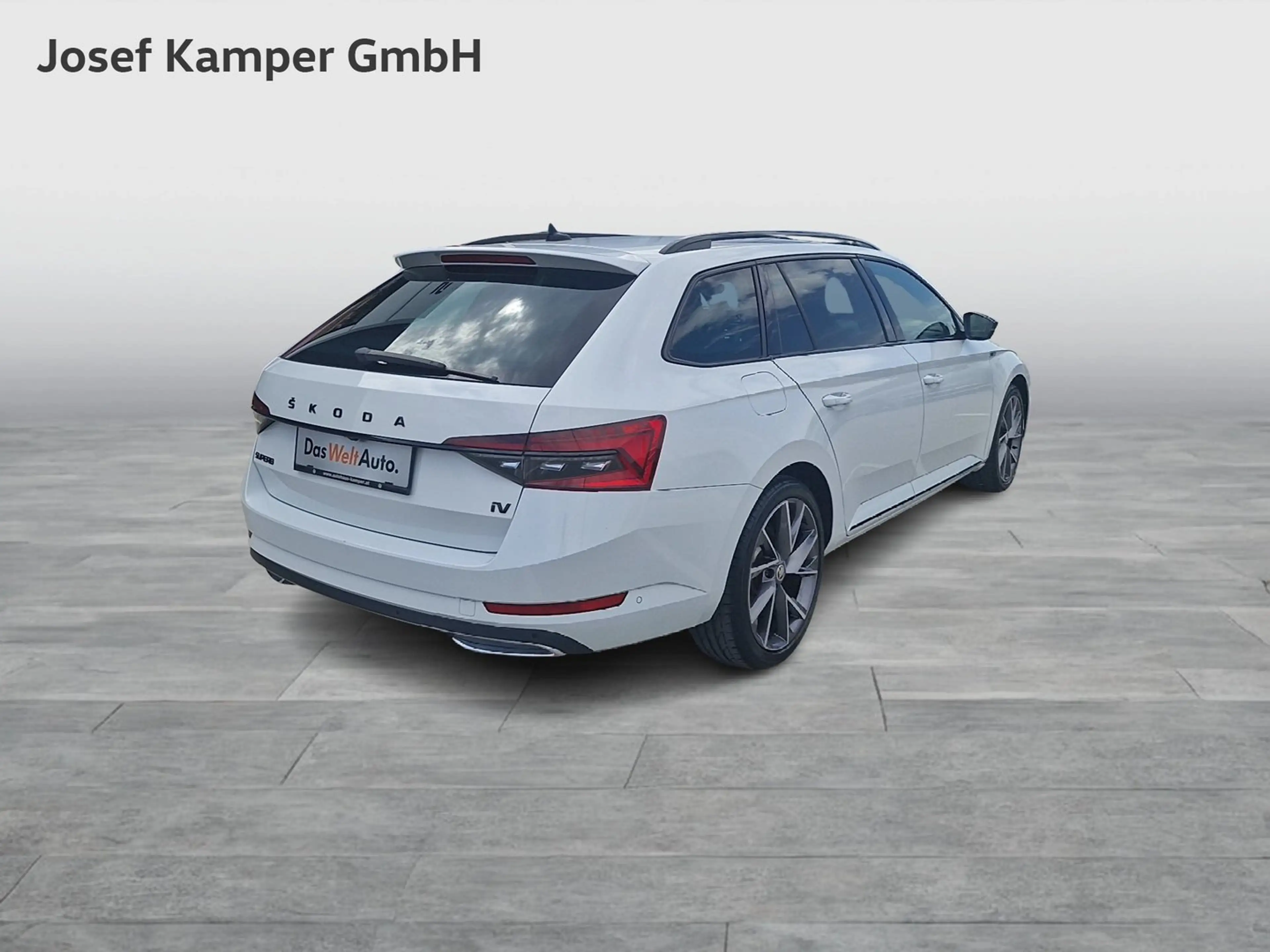 Skoda Superb iV SPORTLINE DSG — photo 5