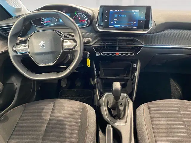 Peugeot 208 view 6