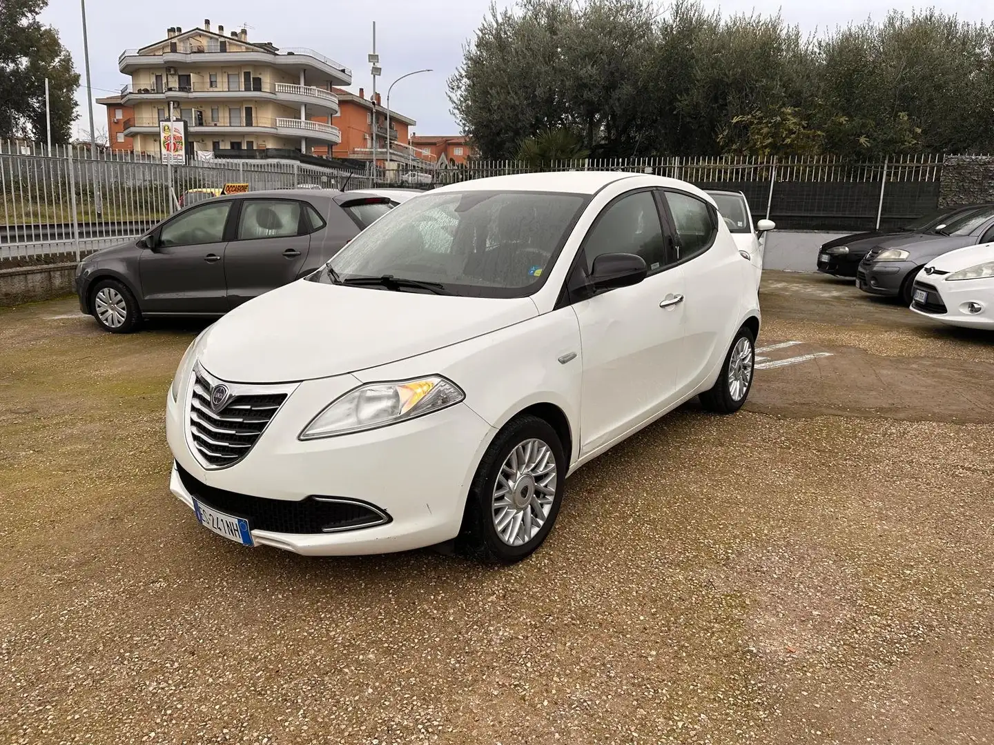 Lancia Ypsilon Ypsilon 1.3 mjt Platinum s Bianco - 2