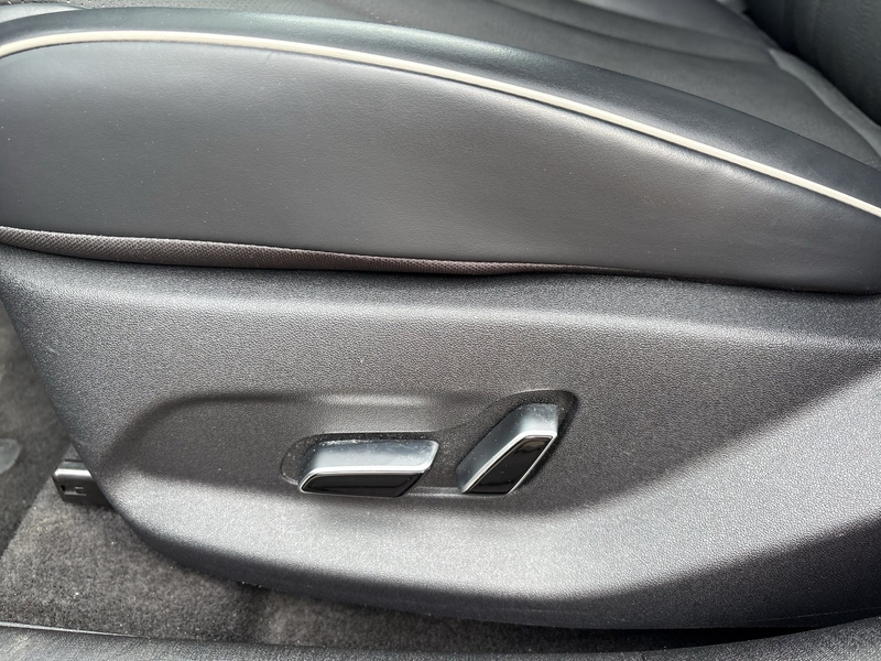 BYD Dolphin 60,4 kWh Comfort Österreich pake — photo 12