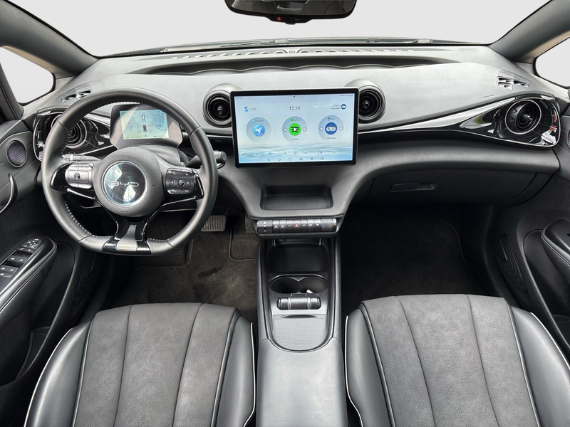 BYD Dolphin 60,4 kWh Comfort Österreich pake — photo 9