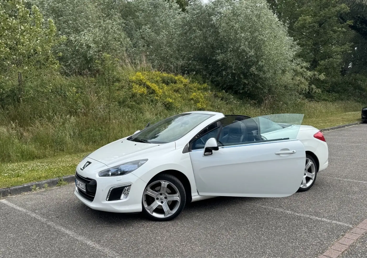 Peugeot 308 308 CC HDi FAP 165 Allure Blanc - 2