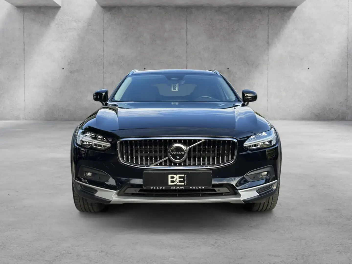 Volvo V90 Cross Country B5 (D) Pro AWD PANO AHK HUD Negro - 2