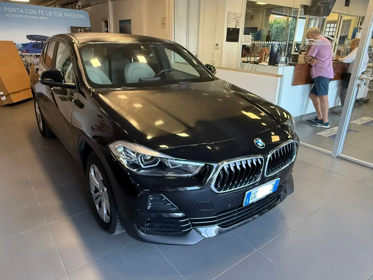 BMW X2 X2 F39 sdrive18d Business X auto Nero - 2