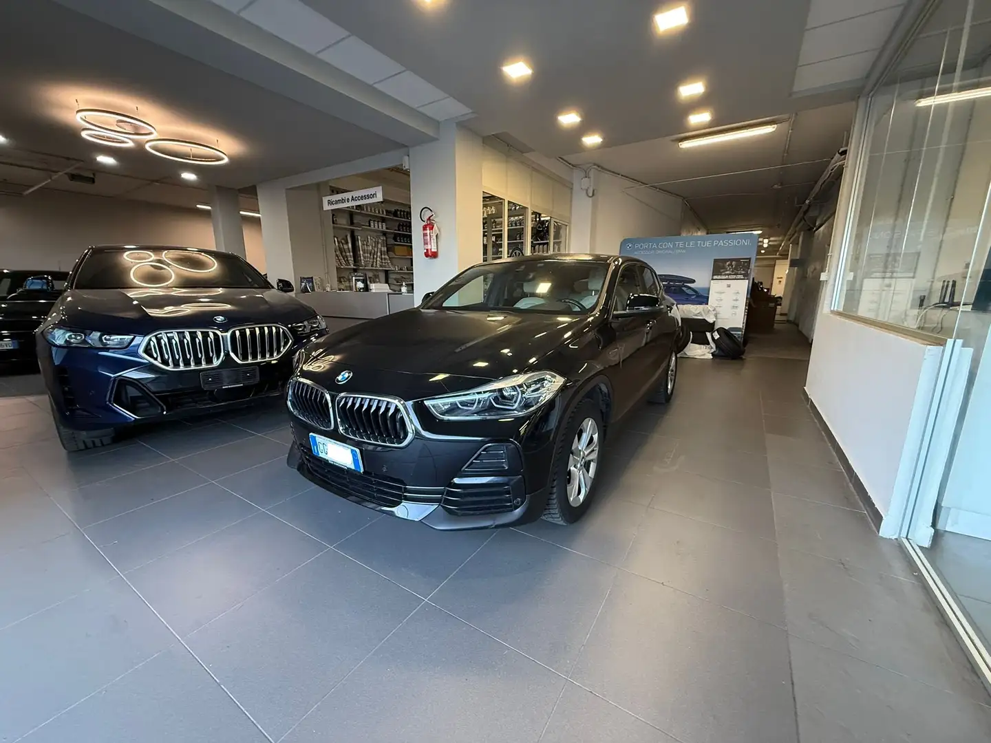 BMW X2 X2 F39 sdrive18d Business X auto Nero - 1