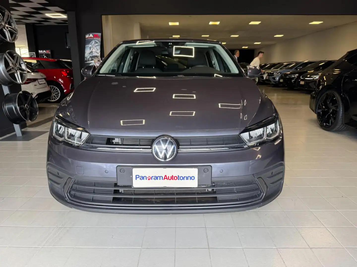 Volkswagen Polo 1.0 TSI Edition Plus Grau - 2
