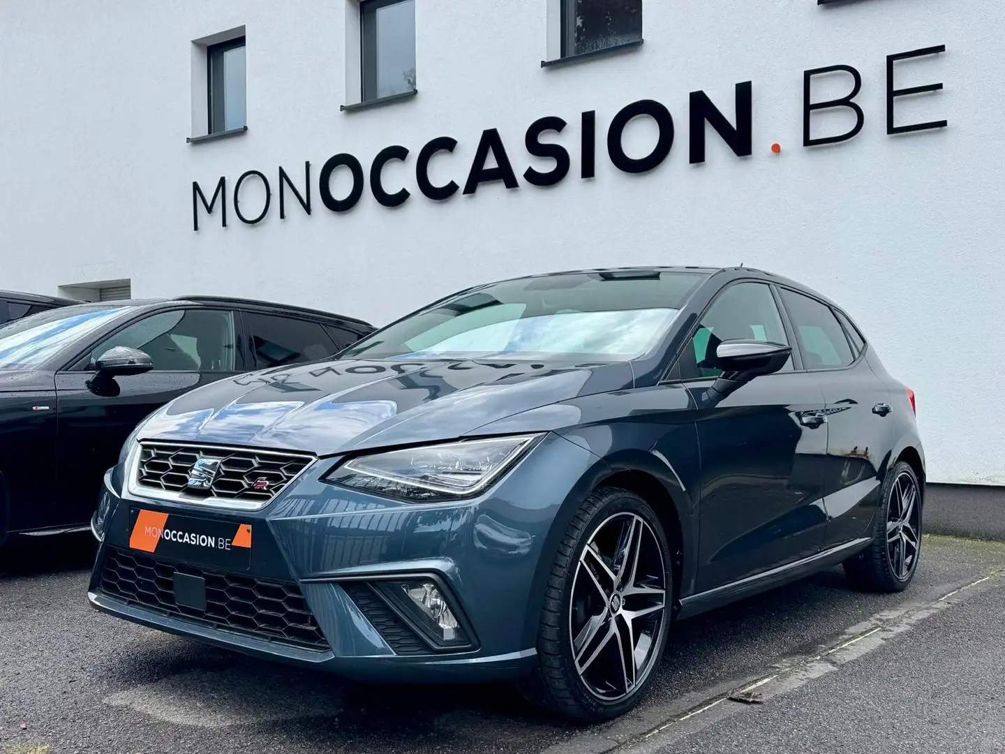 SEAT Ibiza 1.0 TSI FR PHARES LED CAPTEURS CARPLAY ALCANTARA Gris - 2