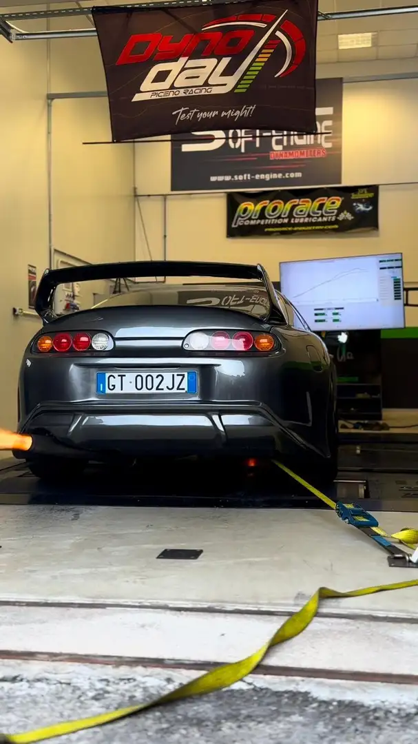 Toyota Supra 3.0i biturbo J - 2