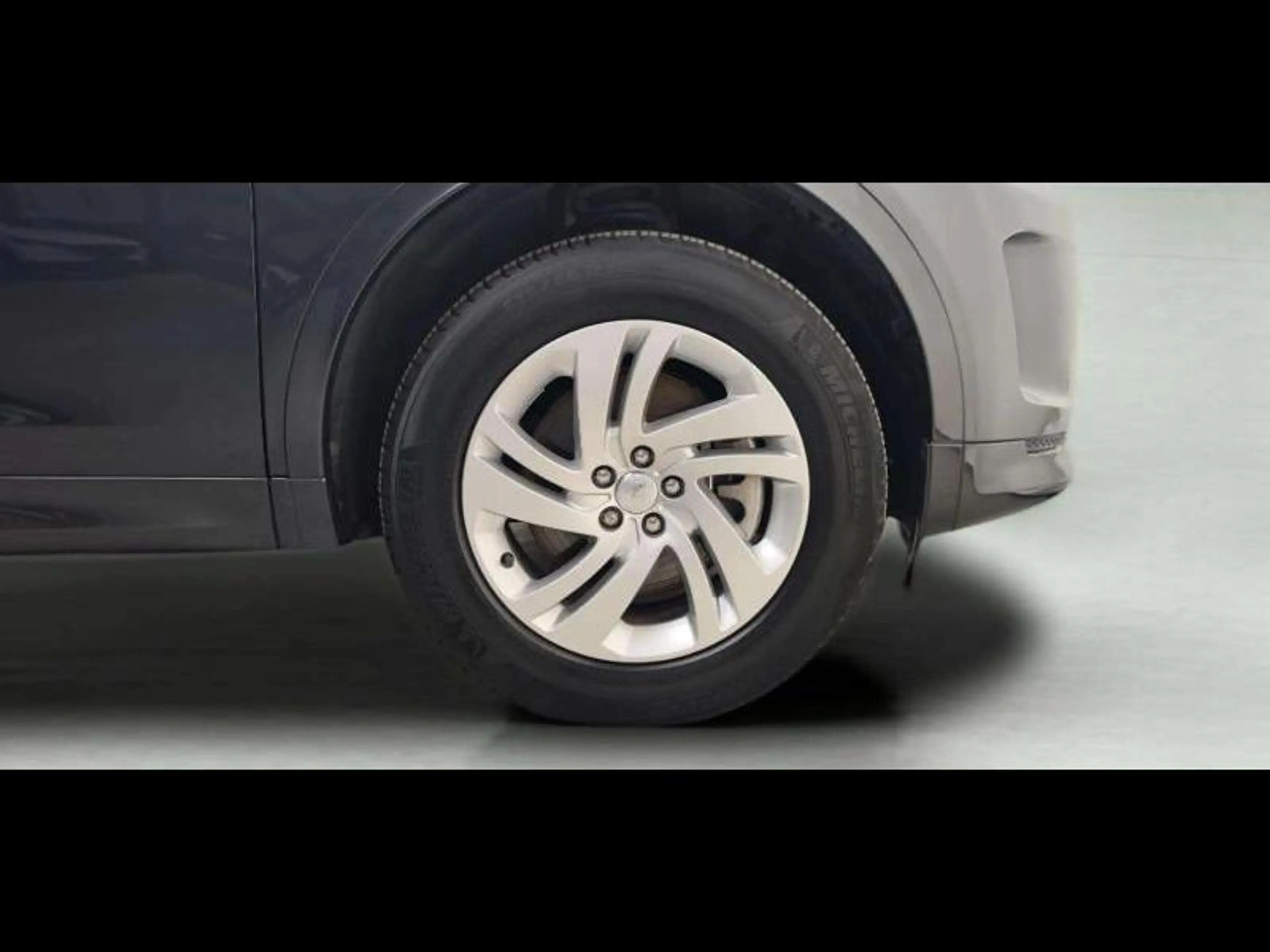 Land Rover Discovery Sport P270e AWD Auto S — photo 9