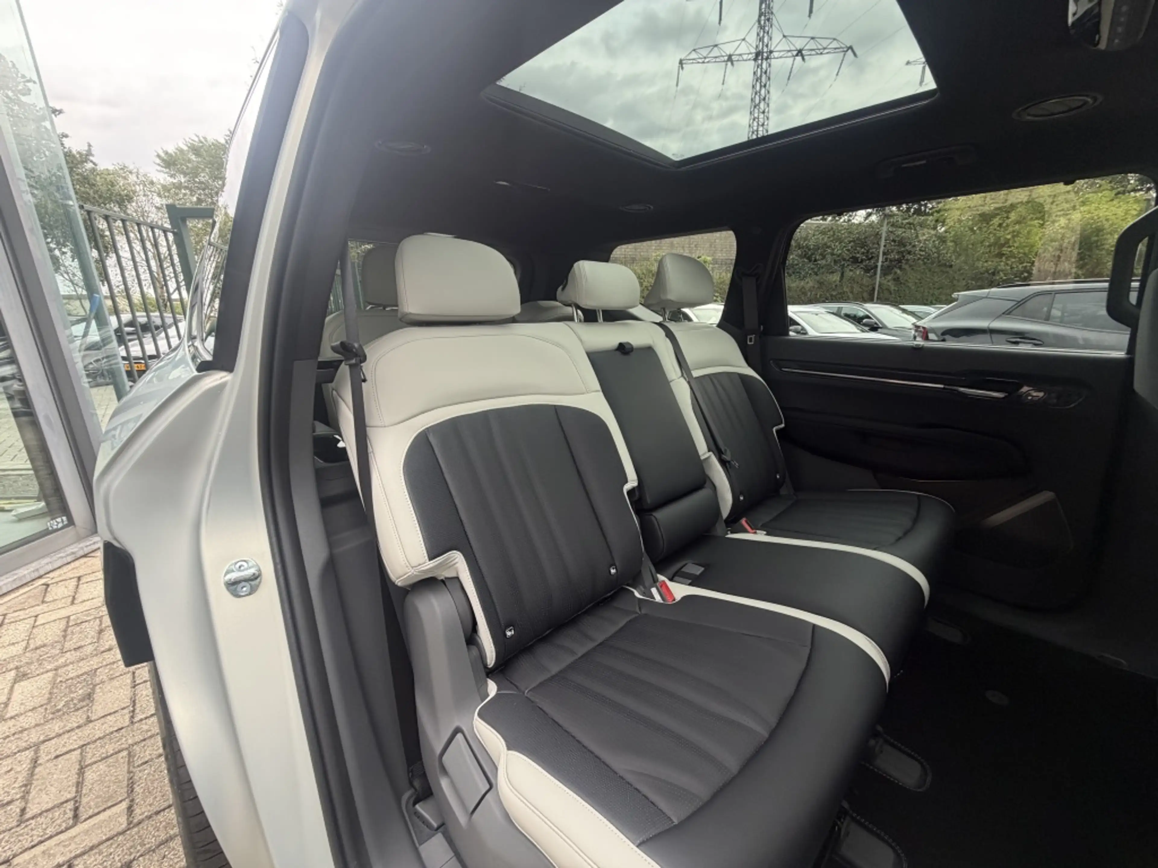 Kia EV9 GT-Line 99.8 kWh — photo 12