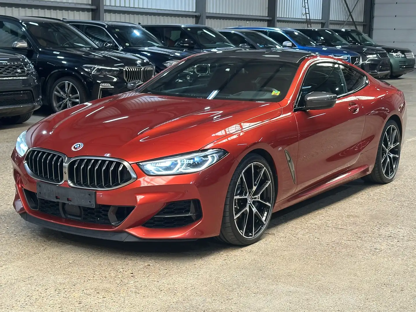 BMW M850 M850i xDrive Oranje - 1