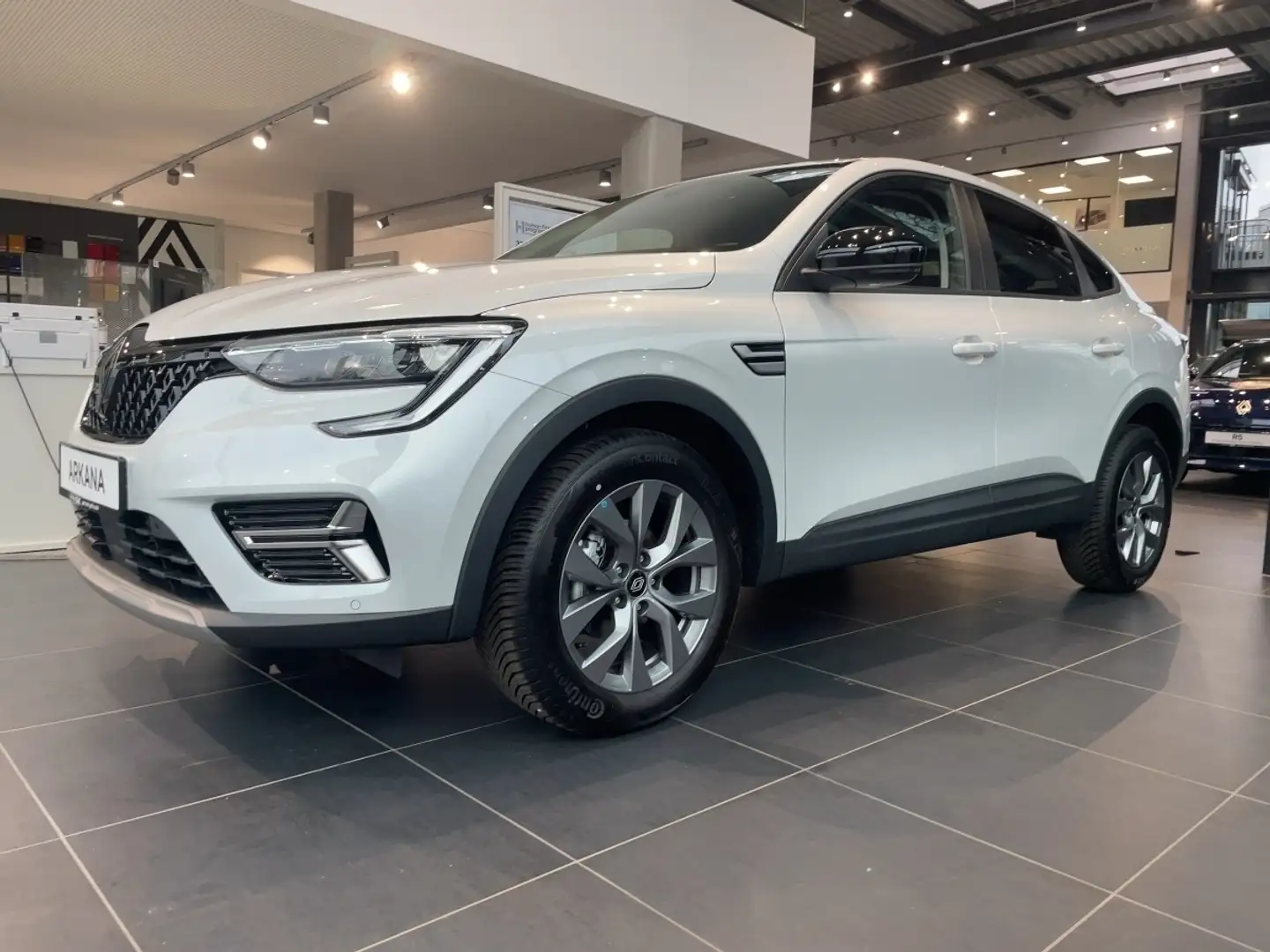 Renault Arkana EVOLUTION Hybrid 140 EDC *Allwetter *PDC* Weiß - 2