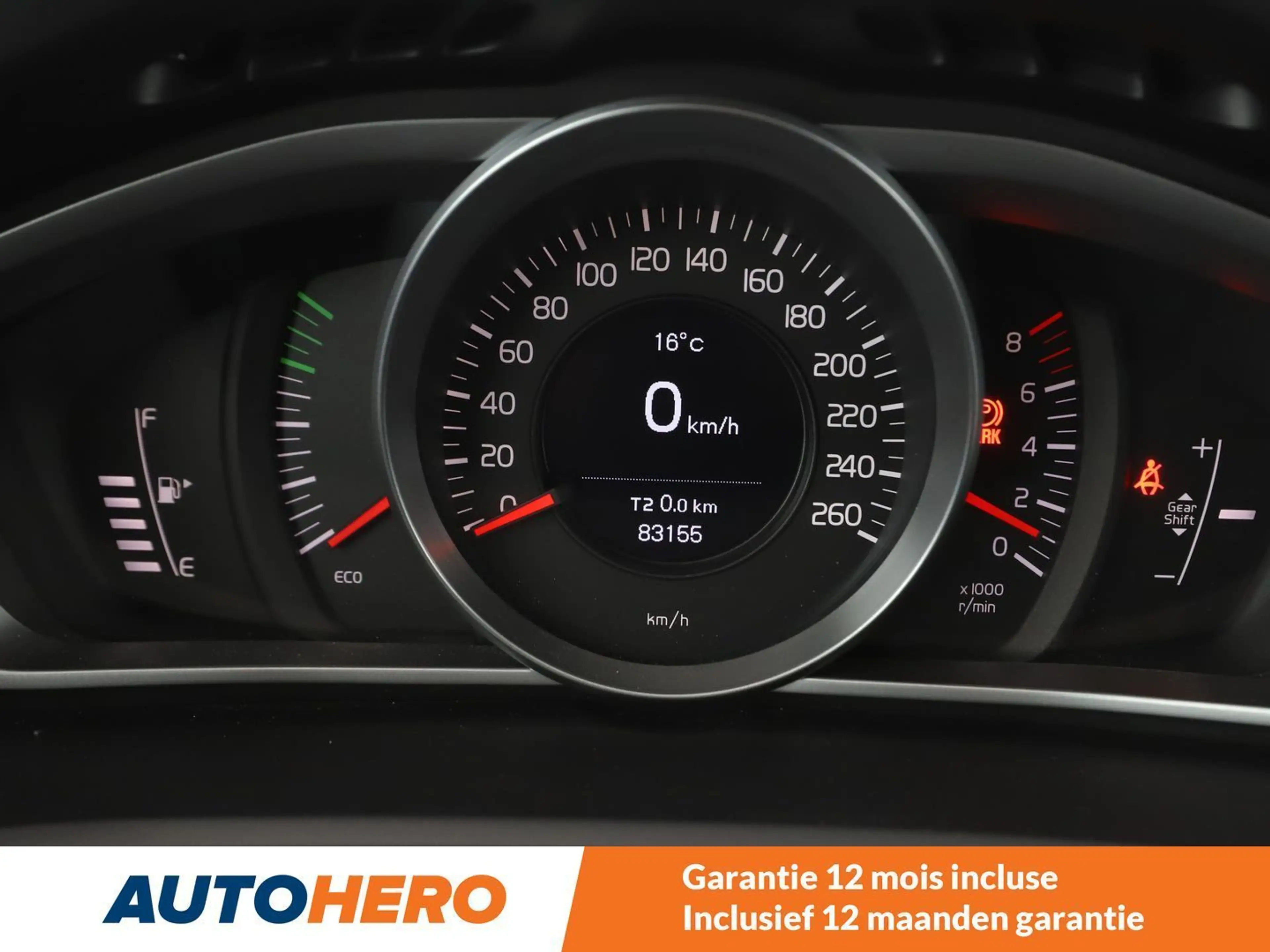 Volvo V40 Cross Country 2.0 T3 — photo 6
